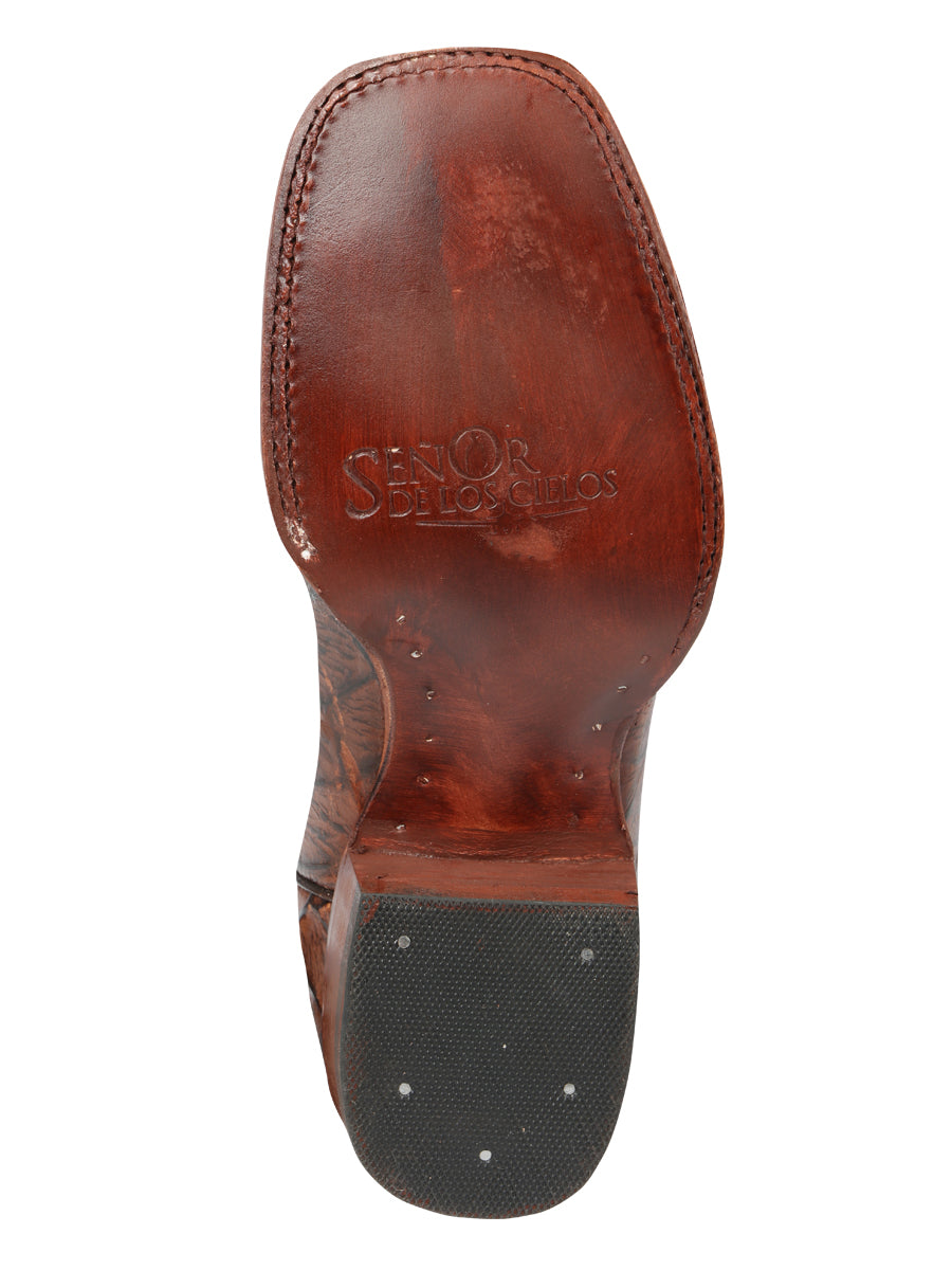Bota Vaquera Rodeo Hombre El Señor de los Cielos Piel Bovino Grabado Monster Fish Café - Modelo 44931
