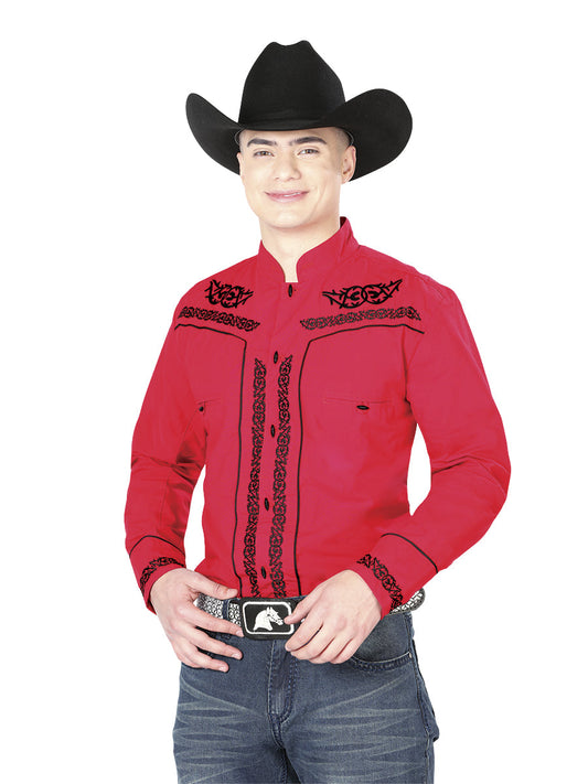 Camisa Vaquera de Hombre El Señor de los Cielos Manga Larga Bordada Charro en 65% Poliéster 35% Algodón Color Rojo/Negro 40786