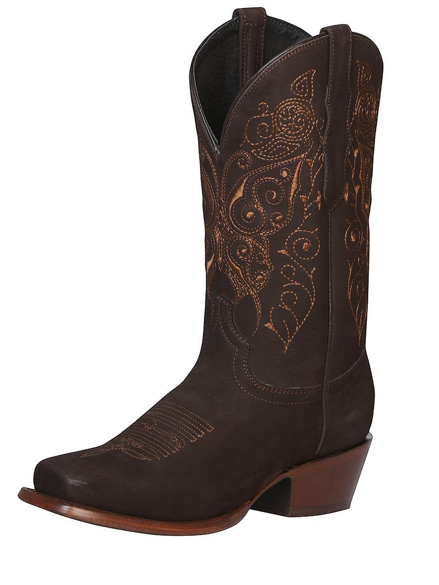 Bota vaquera RAVAC El General para mujer en piel bovino nobuck café con bordados detallados y tacón estilo rodeo