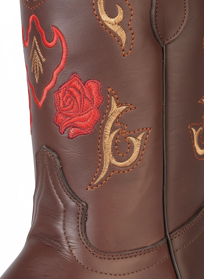 Bota vaquera RAVAC El General de piel bovino color chocolate con bordado de rosas y detalles en hilo rojo y dorado