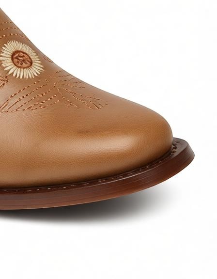 Bota vaquera de mujer RAVAC El General Rodeo 51230 en piel color miel con bordado floral detallado en la punta